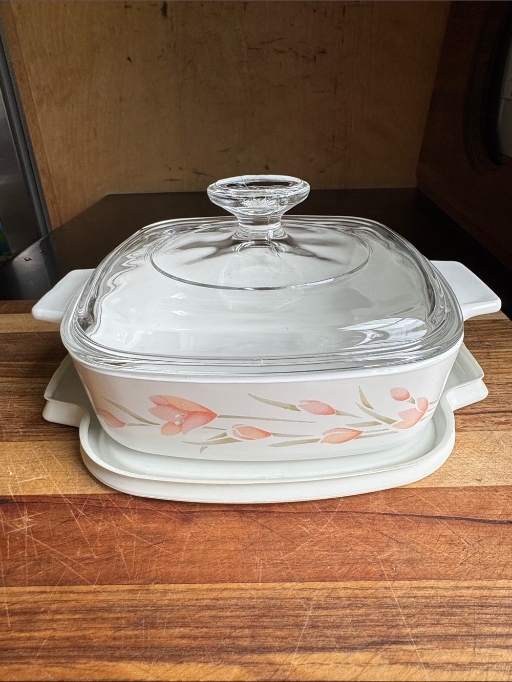 Corningware 1 Liter Casserole Dish with Glass Lid and Plastic Snap Cover